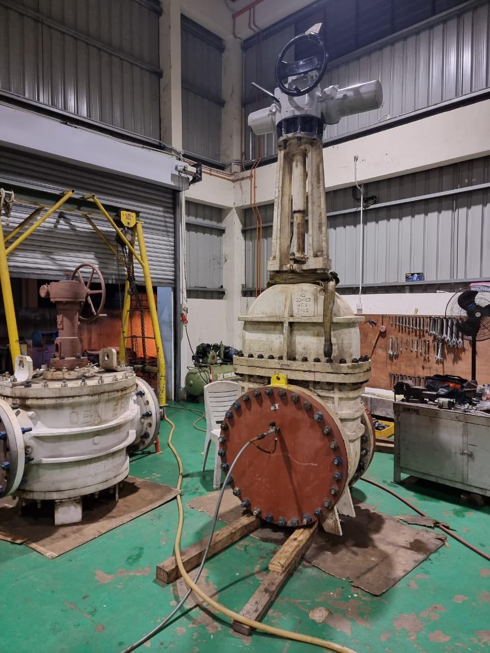 Gate valve on test stand in the workshop